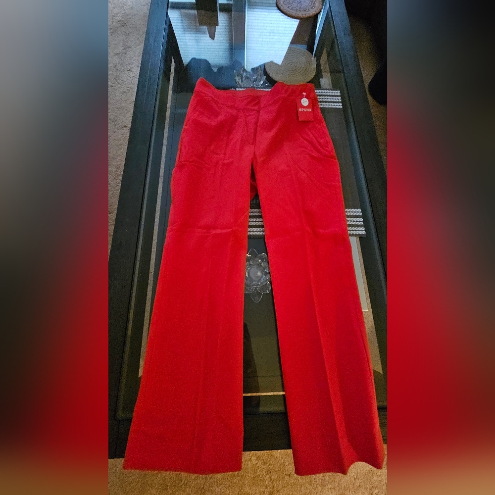 NWT Spanx On-The-Go Kick Flare Pant in True Red